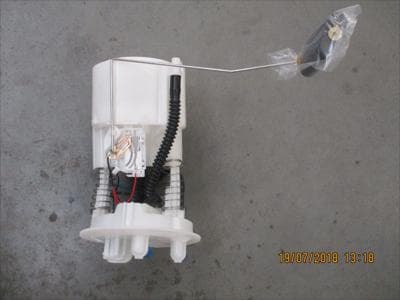 Renault Scenic Fuel Pump+Gauge 1.4/1.6/2.0 00-03 / Megane Mk1. image 1