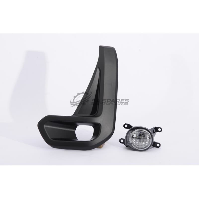GENERIC Toyota Hilux GD6 21- (Raider) Fog Lamp Unit LH W/Black Cover (LED)