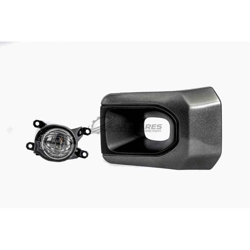 Toyota Hilux GD6 21- (Legend) Fog Lamp Unit LH W/Cover (LED) image 1