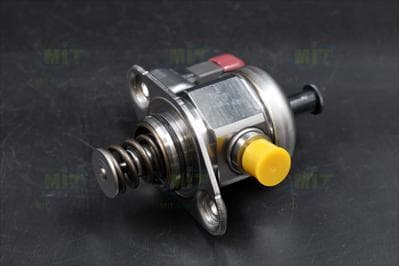 Vw Passat 8 Hi-Pressure Fuel Pump 1.8T Outer 11-15 / A3 Mk2 / A4 B8. image 1